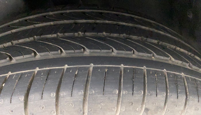 2018 Volkswagen Polo HIGHLINE PLUS 1.2L PETROL, Petrol, Manual, 18,913 km, Left Rear Tyre Tread