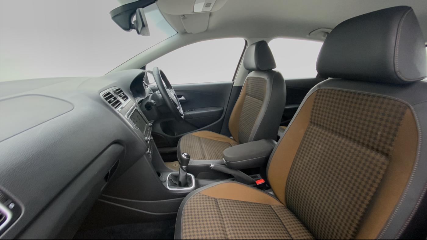 2018 Volkswagen Polo HIGHLINE PLUS 1.2L PETROL, Petrol, Manual, 18,913 km, Right Side Front Door Cabin