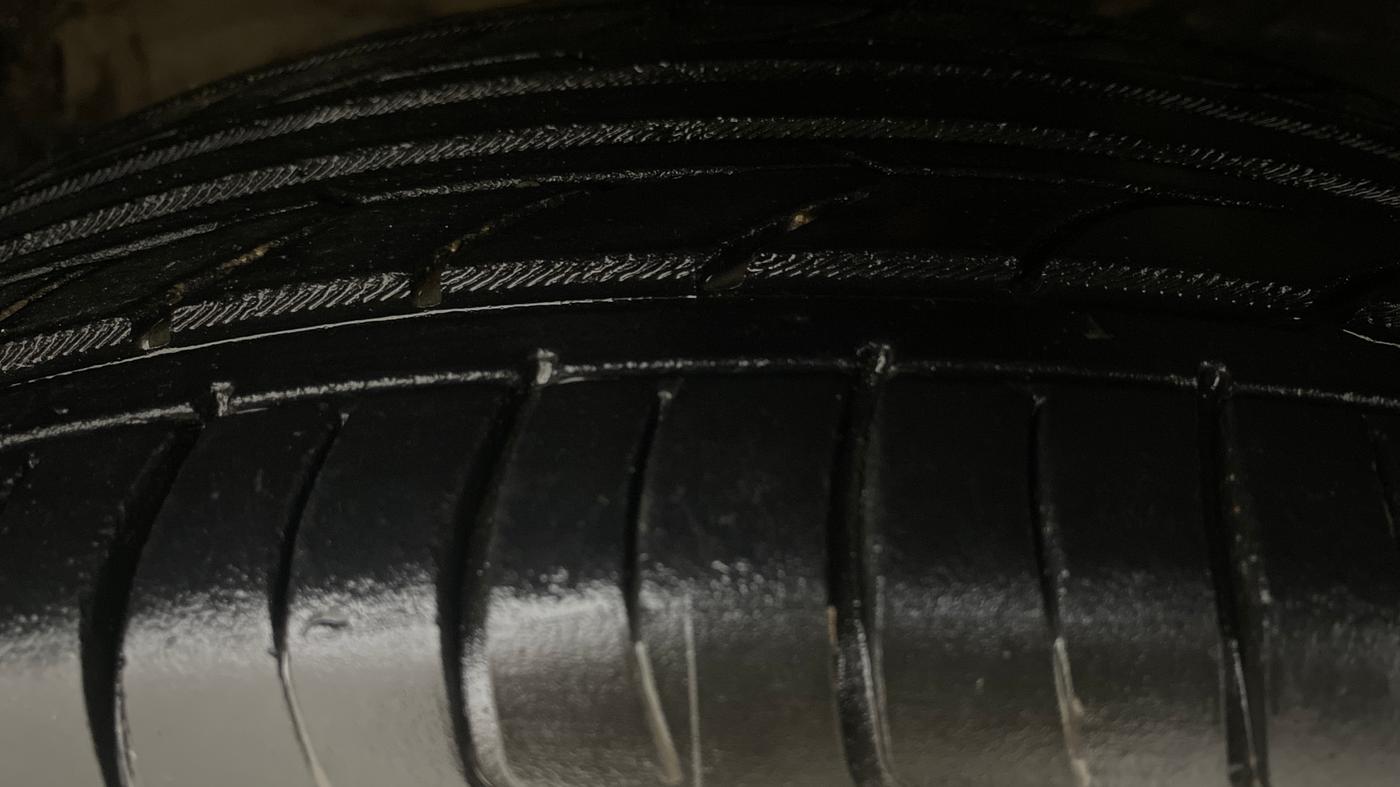 2022 KIA SELTOS HTK PLUS 1.5 IMT, Petrol, Manual, 75,876 km, Right Front Tyre Tread
