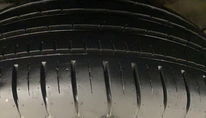 2022 Tata PUNCH CREATIVE  AMT, Petrol, Automatic, 23,703 km, Right Rear Tyre Tread