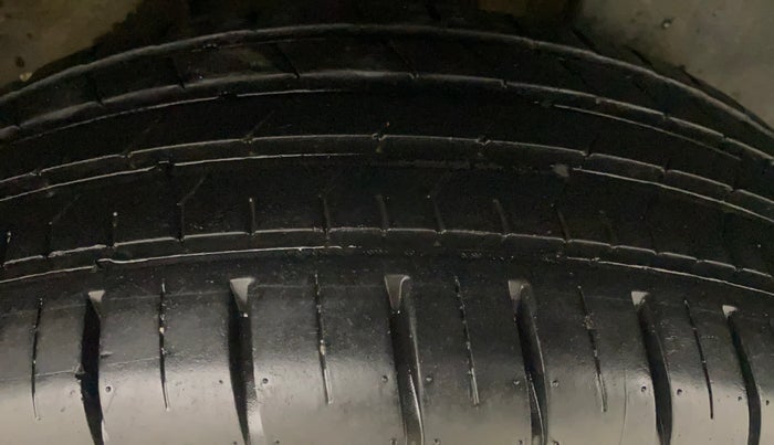 2022 Tata PUNCH CREATIVE  AMT, Petrol, Automatic, 23,703 km, Left Rear Tyre Tread