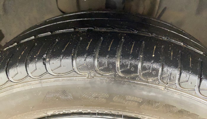 2019 Tata Tiago XZ PETROL, Petrol, Manual, 33,426 km, Right Front Tyre Tread