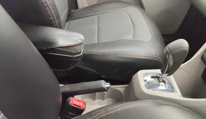 2018 Tata Tiago XZA PETROL, Petrol, Automatic, 76,983 km, Gear Lever