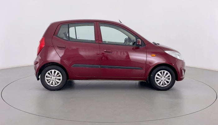2015 Hyundai i10 SPORTZ 1.1 IRDE2, Petrol, Manual, 76,415 km, Right Side View