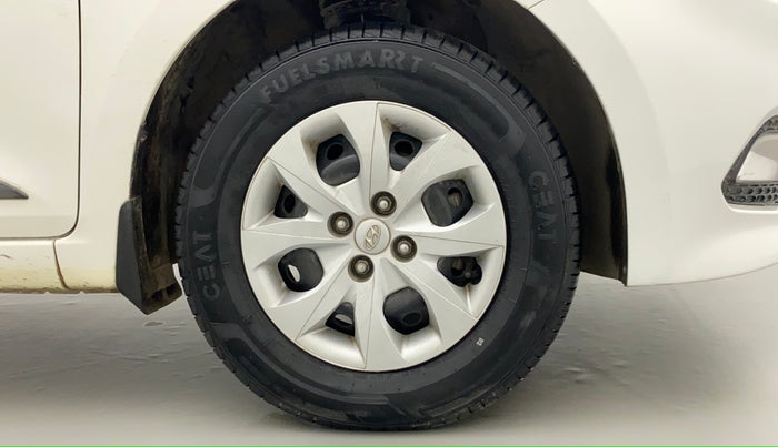 2014 Hyundai Elite i20 SPORTZ 1.2, Petrol, Manual, 38,789 km, Right Front Wheel