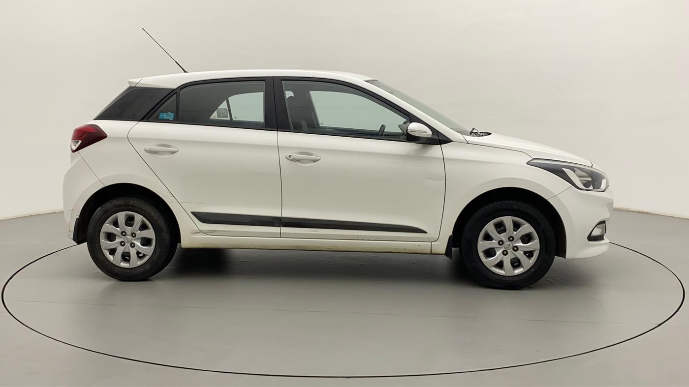 2014 Hyundai Elite i20 SPORTZ 1.2, Petrol, Manual, 38,789 km, Right Side View