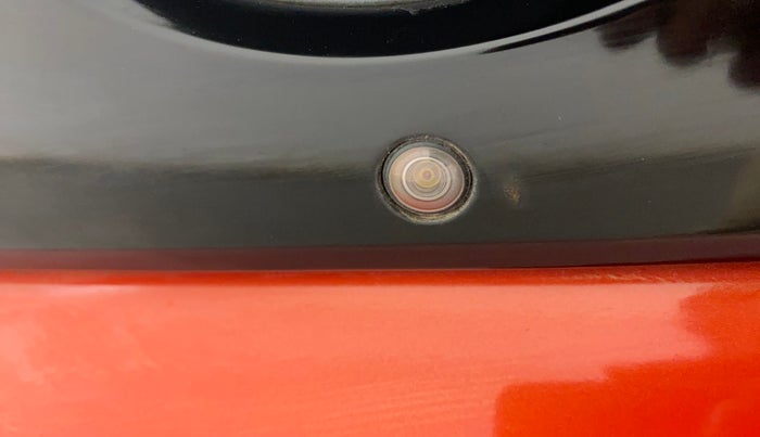 2021 Tata NEXON XZ PLUS SUNROOF PETROL DUAL TONE, Petrol, Manual, 52,481 km, Parking Camera