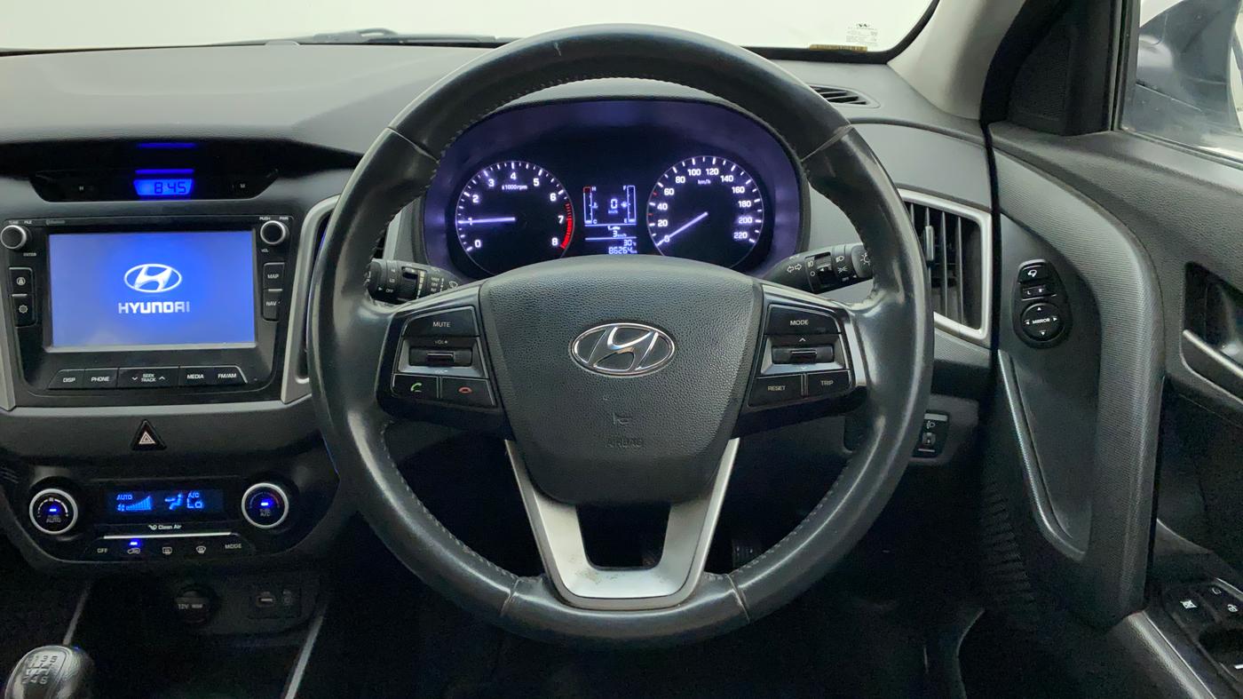 2017 Hyundai Creta SX PLUS 1.6 PETROL DUAL TONE, Petrol, Manual, 86,264 km, Steering Wheel Close Up