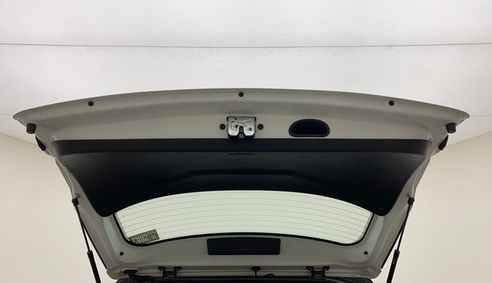 2017 Hyundai Creta SX PLUS 1.6 PETROL DUAL TONE, Petrol, Manual, 86,264 km, Boot Door Open