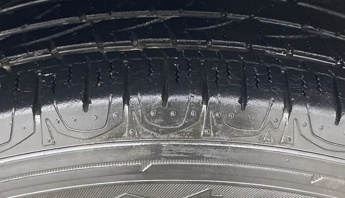 2019 Jeep Compass SPORT PLUS 1.4 PETROL, Petrol, Manual, 38,649 km, Right Front Tyre Tread