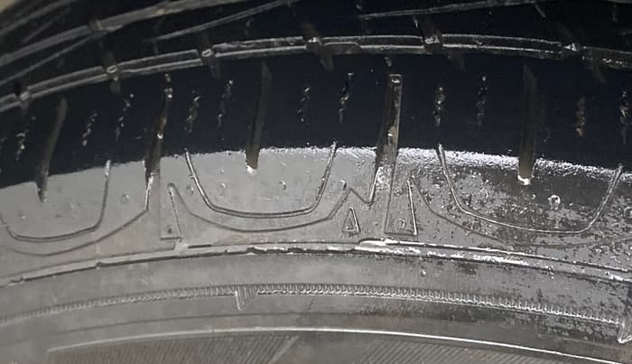 2019 Jeep Compass SPORT PLUS 1.4 PETROL, Petrol, Manual, 38,649 km, Right Rear Tyre Tread