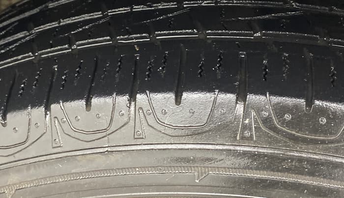 2019 Jeep Compass SPORT PLUS 1.4 PETROL, Petrol, Manual, 38,649 km, Left Front Tyre Tread