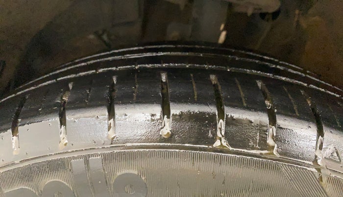 2018 Maruti Baleno ZETA PETROL 1.2, Petrol, Manual, 76,448 km, Left Front Tyre Tread