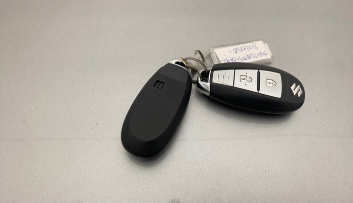 2018 Maruti Baleno ZETA PETROL 1.2, Petrol, Manual, 76,448 km, Key Close Up