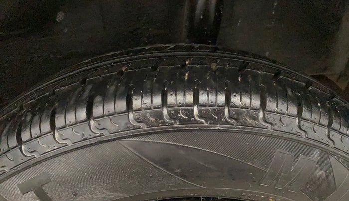 2018 Datsun Redi Go T (O), Petrol, Manual, 33,943 km, Left Rear Tyre Tread