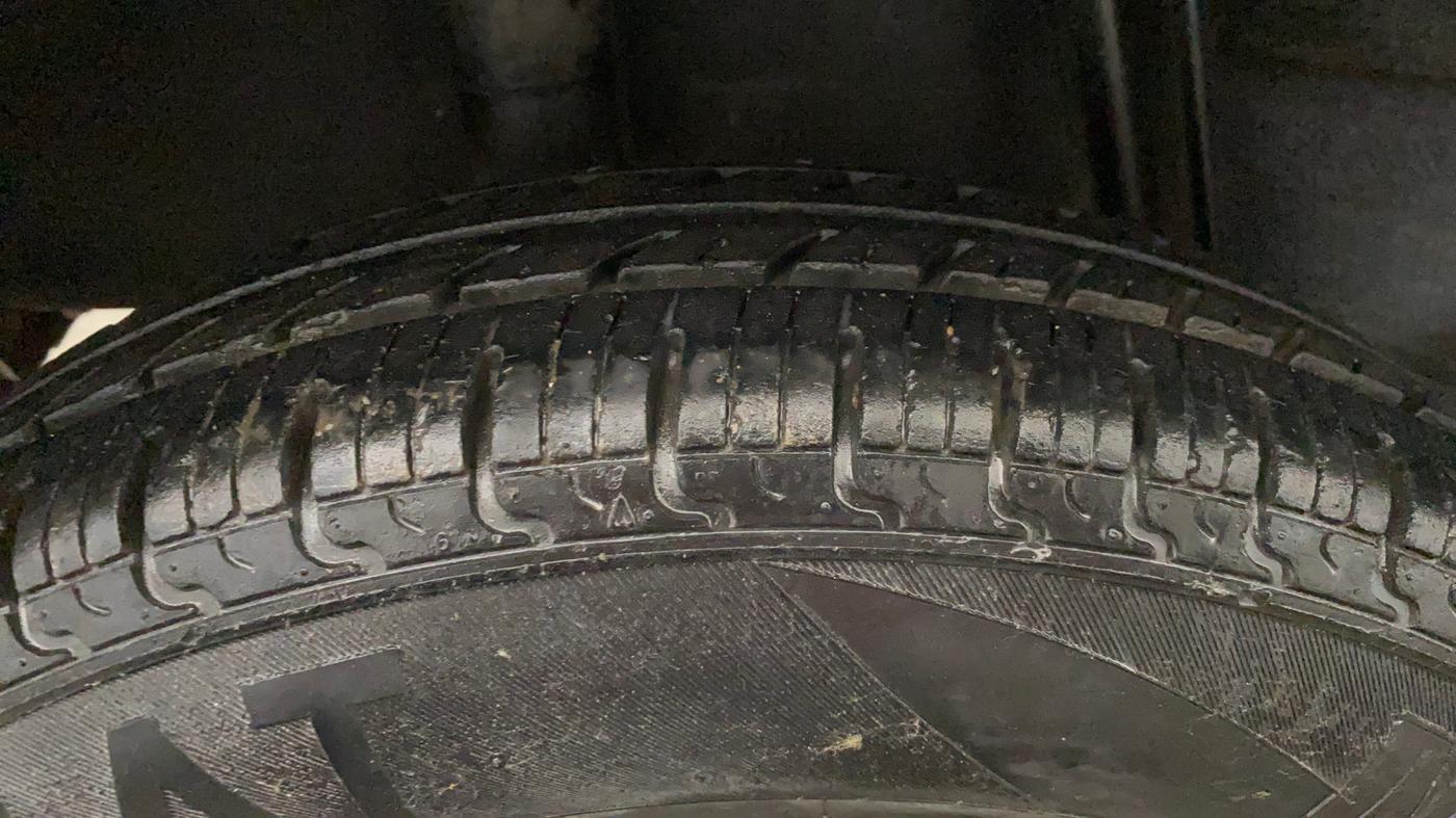 2018 Datsun Redi Go T (O), Petrol, Manual, 34,112 km, Right Rear Tyre Tread