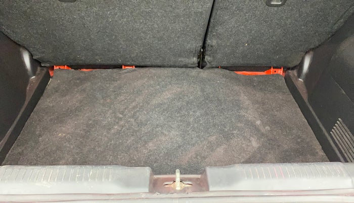 2021 Maruti Swift ZXI, Petrol, Manual, 72,301 km, Boot Inside