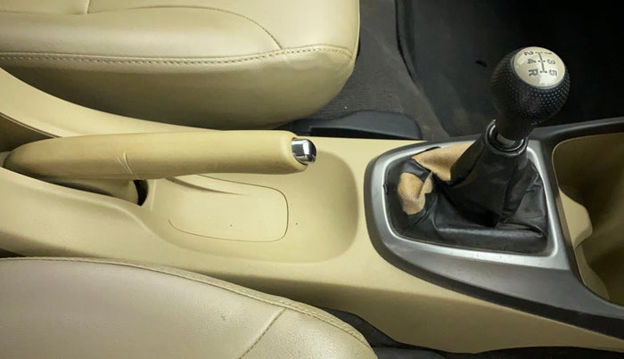 2012 Honda City 1.5L I-VTEC V MT, Petrol, Manual, 53,237 km, Gear Lever