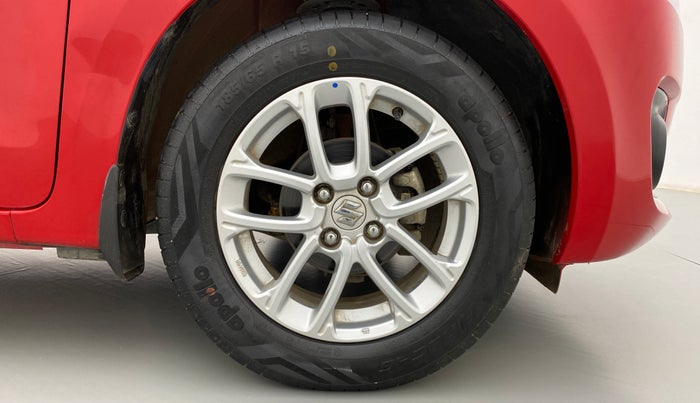 2018 Maruti Swift ZXI (AMT), Petrol, Automatic, 18,168 km, Right Front Wheel