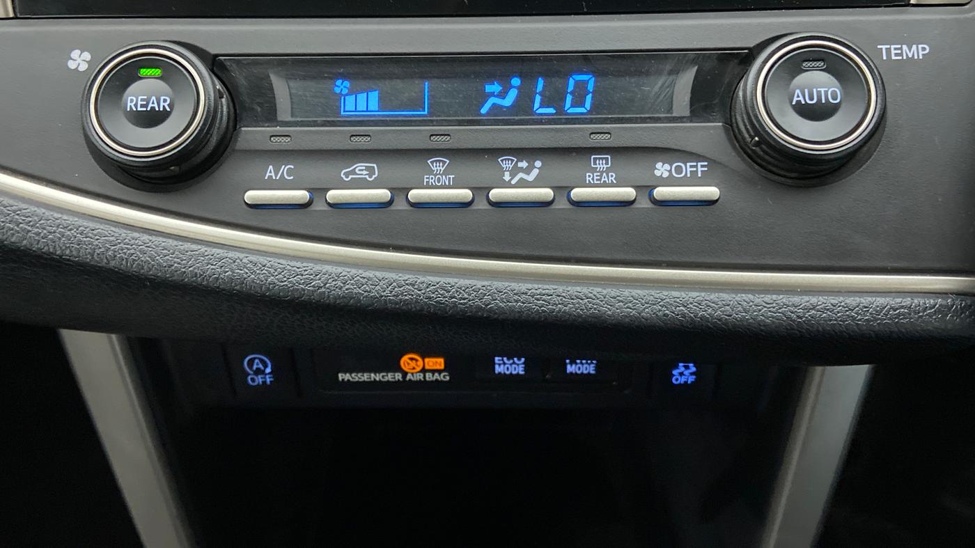 2019 Toyota Innova Crysta TOURING SPORT DIESEL AT, Diesel, Automatic, 65,274 km, Automatic Climate Control