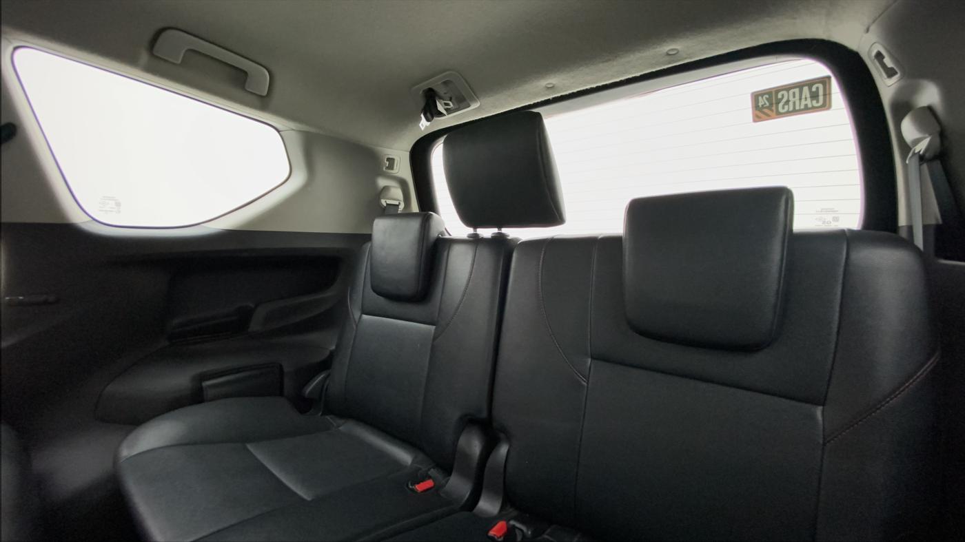 2019 Toyota Innova Crysta TOURING SPORT DIESEL AT, Diesel, Automatic, 65,274 km, Third Seat Row ( optional )