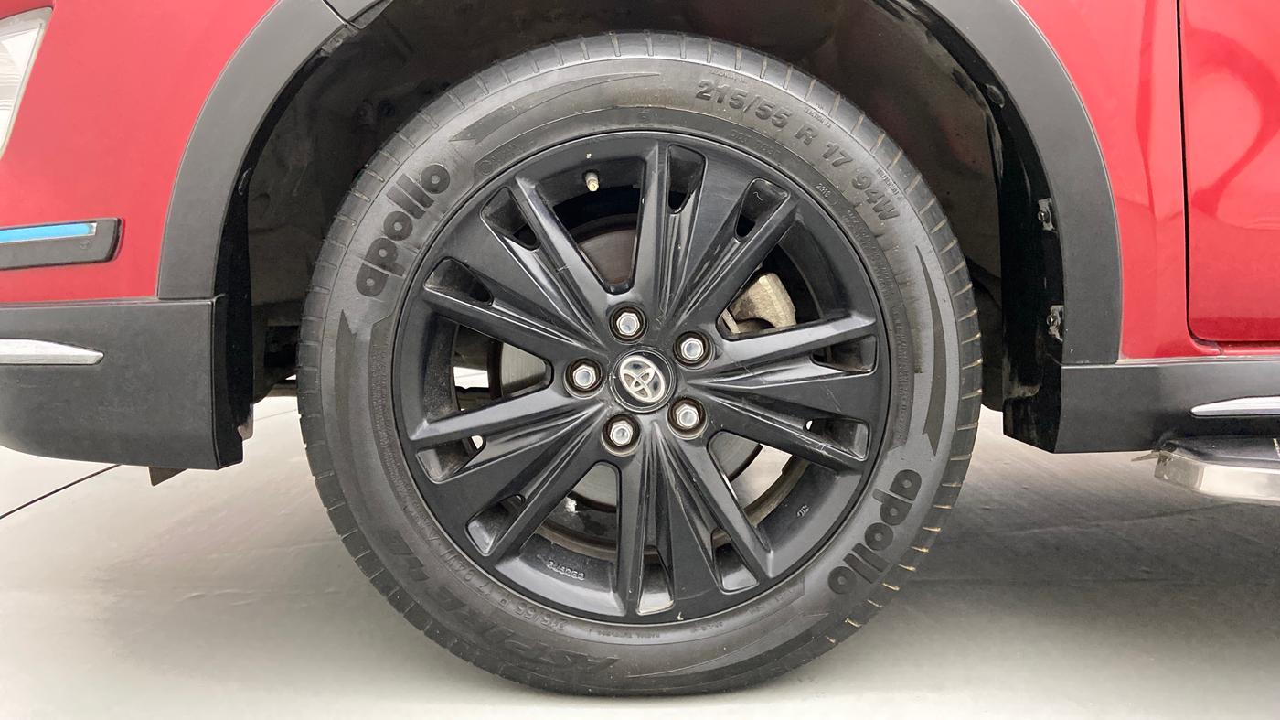 2019 Toyota Innova Crysta TOURING SPORT DIESEL AT, Diesel, Automatic, 65,274 km, Left Front Wheel