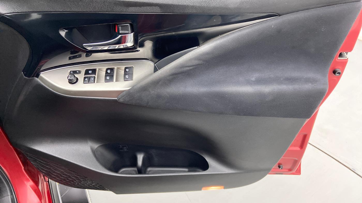 2019 Toyota Innova Crysta TOURING SPORT DIESEL AT, Diesel, Automatic, 65,274 km, Driver Side Door Panels Control