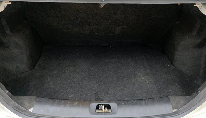 2013 Maruti Swift Dzire VDI, Diesel, Manual, 60,551 km, Boot Inside