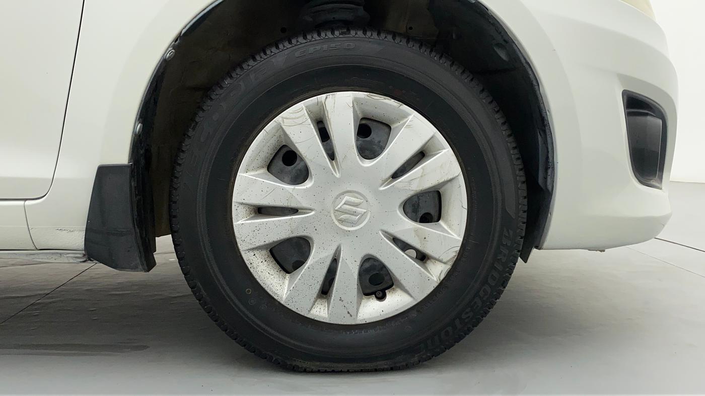 2013 Maruti Swift Dzire VDI, Diesel, Manual, 60,551 km, Right Front Wheel
