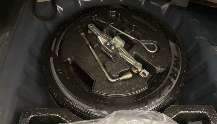 2018 Maruti Ciaz ALPHA  AT 1.5 SHVS PETROL, Petrol, Automatic, 67,760 km, Spare Tyre