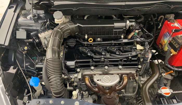 2018 Maruti Ciaz ALPHA  AT 1.5 SHVS PETROL, Petrol, Automatic, 67,760 km, Engine View - Right