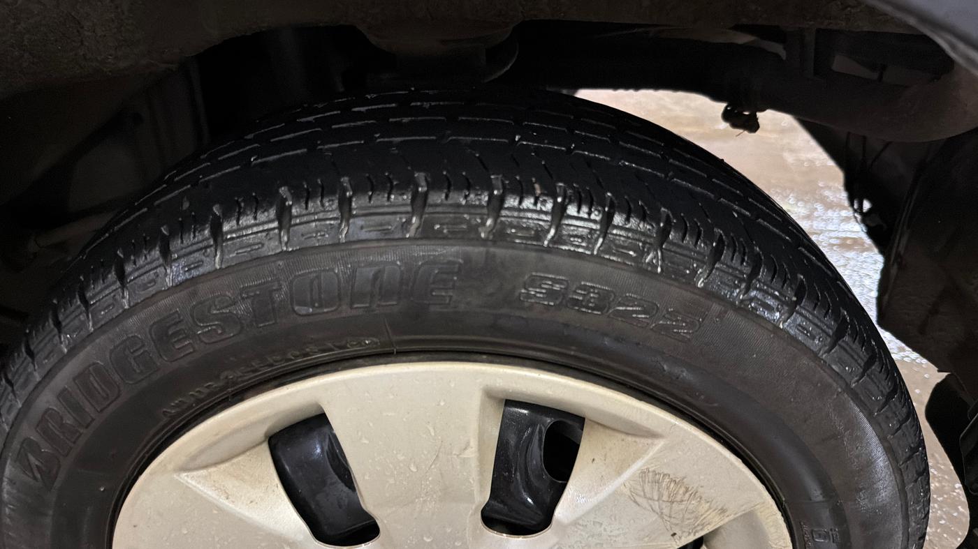 2016 Maruti Alto K10 VXI, Petrol, Manual, 43,958 km, Left Rear Tyre Tread