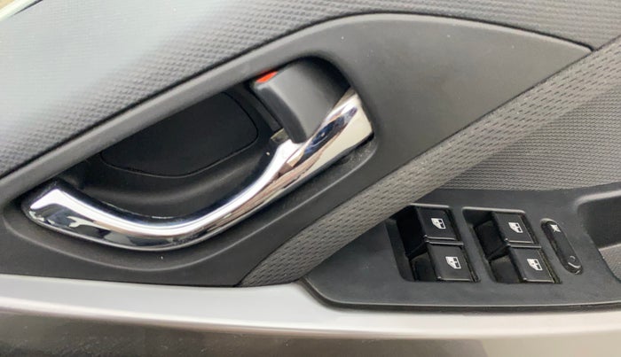 2018 Tata NEXON XZ PLUS PETROL, Petrol, Manual, 47,242 km, Driver Side Door Panels Control