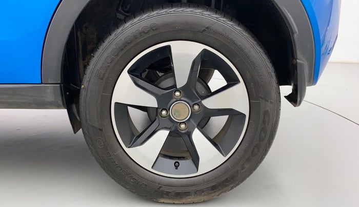 2019 Tata NEXON XZA PLUS DIESEL DUAL TONE, Diesel, Automatic, 34,382 km, Left Rear Wheel
