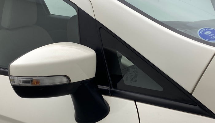 2016 Ford Ecosport 1.5 TITANIUM TI VCT AT, Petrol, Automatic, 62,789 km, Right rear-view mirror - Mirror motor not working