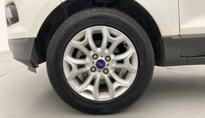 2016 Ford Ecosport 1.5 TITANIUM TI VCT AT, Petrol, Automatic, 62,789 km, Left Front Wheel