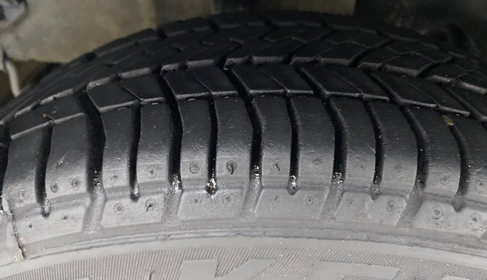 2017 Tata Tiago XZA 1.2 REVOTRON, Petrol, Automatic, 43,262 km, Right Rear Tyre Tread