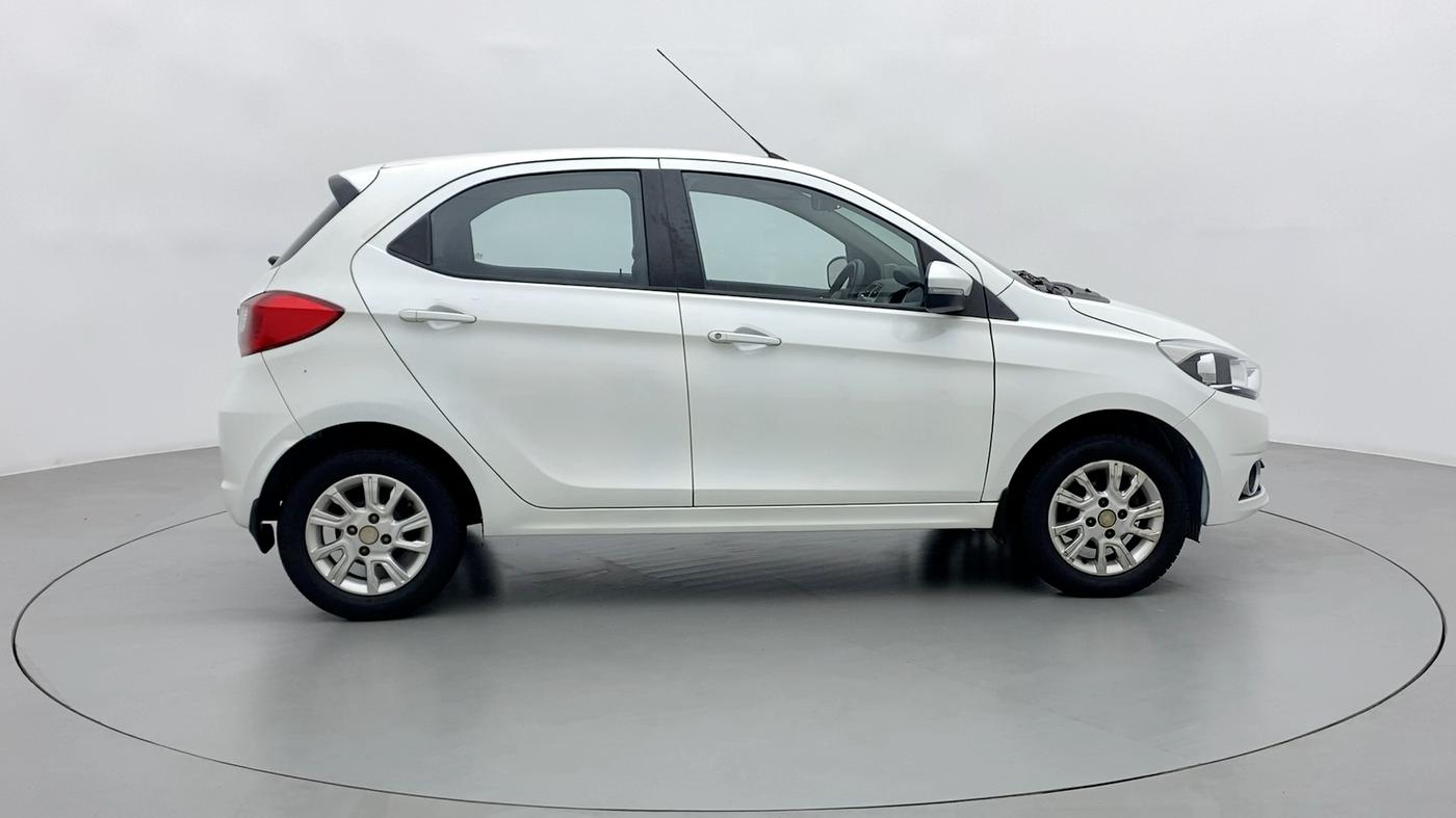 2017 Tata Tiago XZA 1.2 REVOTRON, Petrol, Automatic, 43,262 km, Right Side View