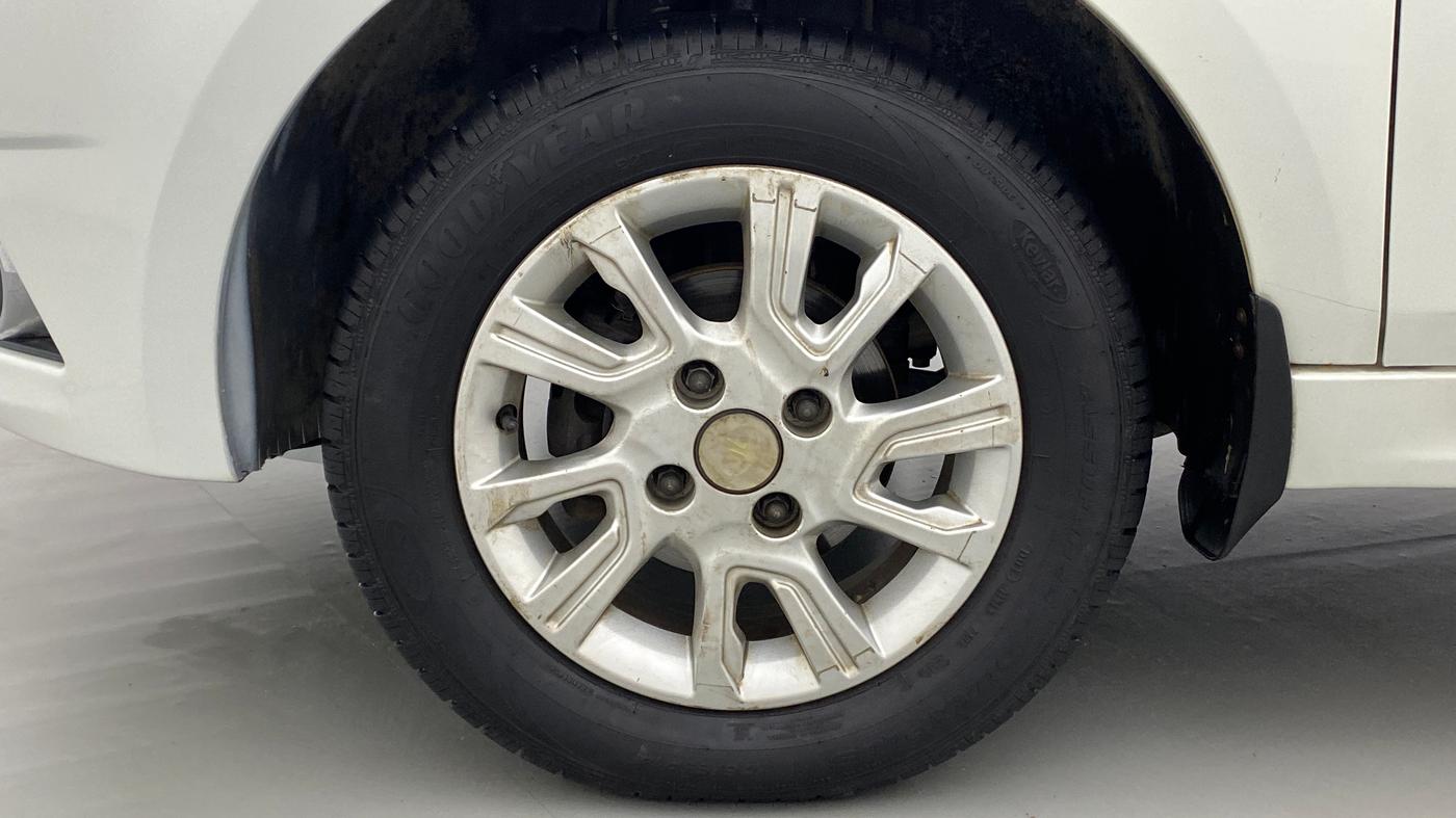 2017 Tata Tiago XZA 1.2 REVOTRON, Petrol, Automatic, 43,262 km, Left Front Wheel