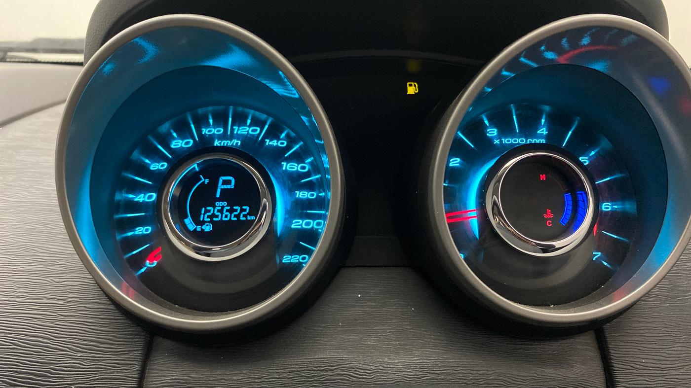2021 Mahindra XUV500 W7 AT, Diesel, Automatic, 1,25,597 km, Odometer Image