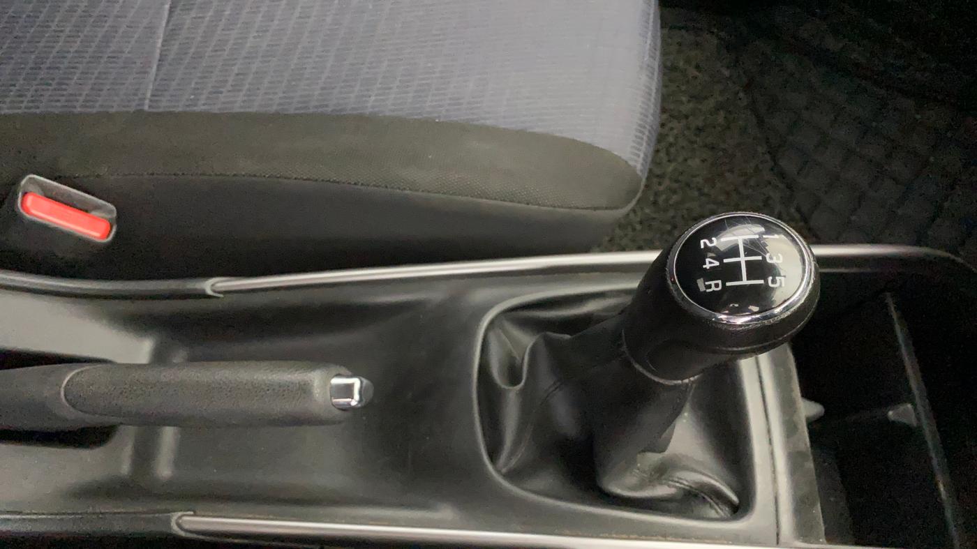 2021 Maruti Baleno DELTA PETROL 1.2, Petrol, Manual, 50,484 km, Gear Lever