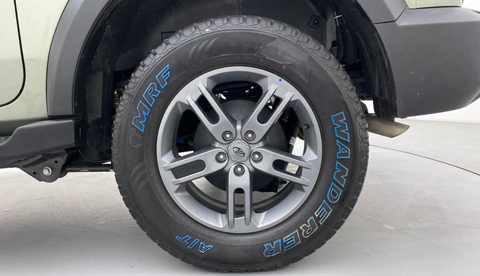 2021 Mahindra Thar LX PETROL AT 4WD, Petrol, Automatic, 1,449 km, Left Rear Wheel