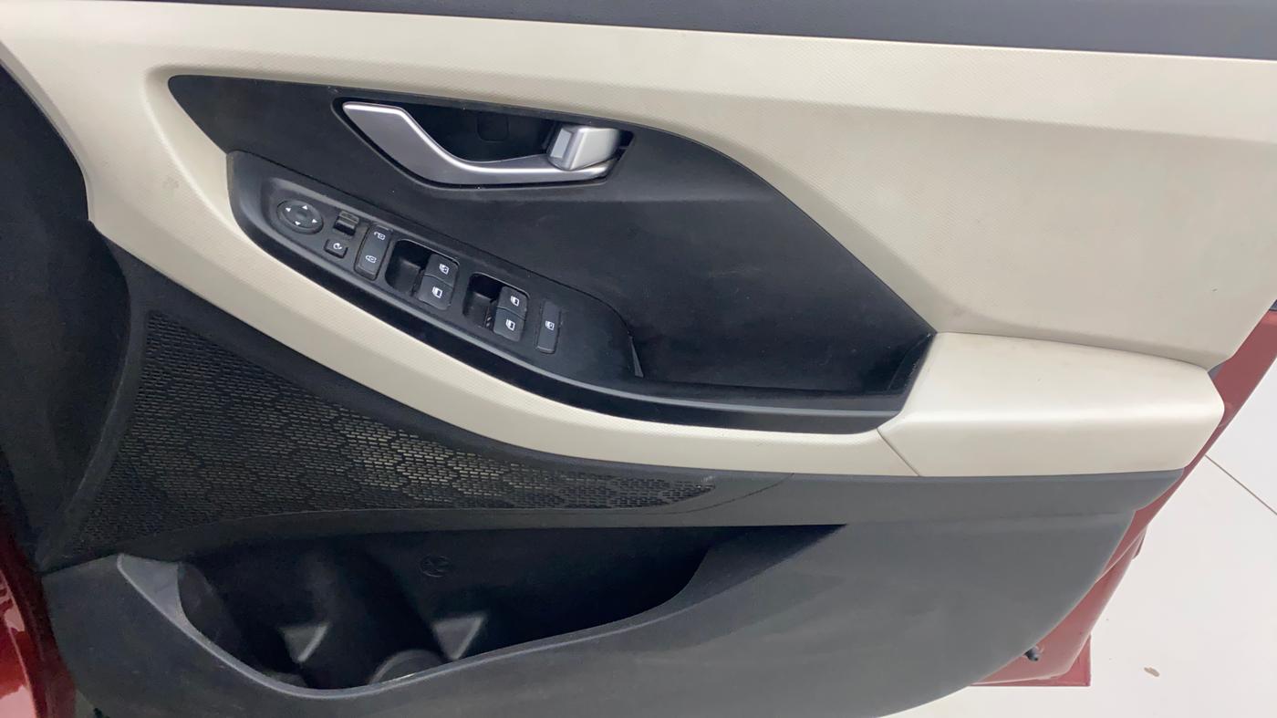 2022 Hyundai Creta SX EXECUTIVE 1.5 PETROL, Petrol, Manual, 46,509 km, Driver Side Door Panels Control