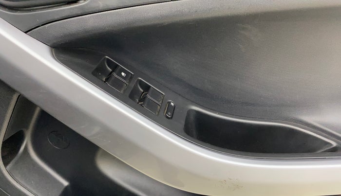 2023 Tata NEXON XMA PETROL, Petrol, Automatic, 30,496 km, Driver Side Door Panels Control