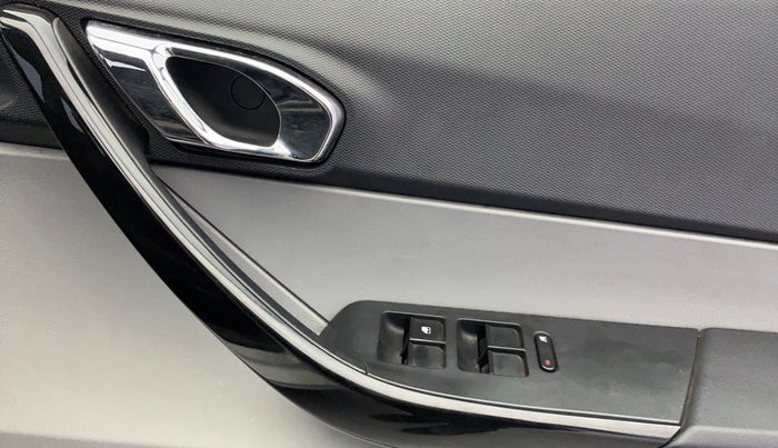 2020 Tata Tiago XZ PLUS PETROL, Petrol, Manual, 46,235 km, Driver Side Door Panels Control