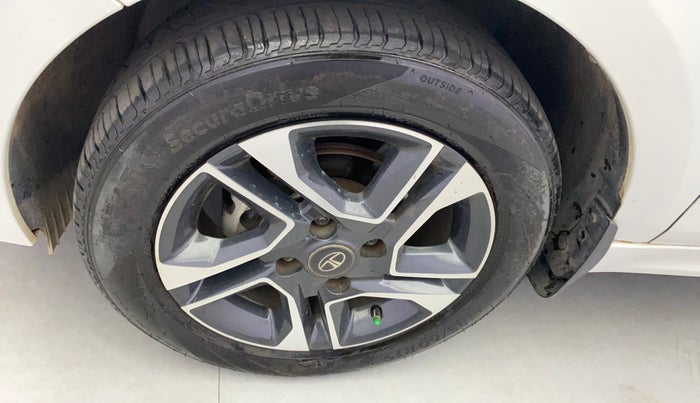 2020 Tata Tiago XZ PLUS PETROL, Petrol, Manual, 46,235 km, Left Front Wheel
