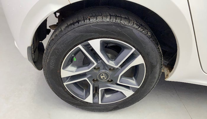 2020 Tata Tiago XZ PLUS PETROL, Petrol, Manual, 46,235 km, Right Rear Wheel