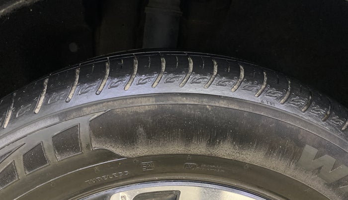 2023 KIA CARENS LUXURY PLUS 1.5 DIESEL 7 STR, Diesel, Manual, 6,575 km, Right Rear Tyre Tread