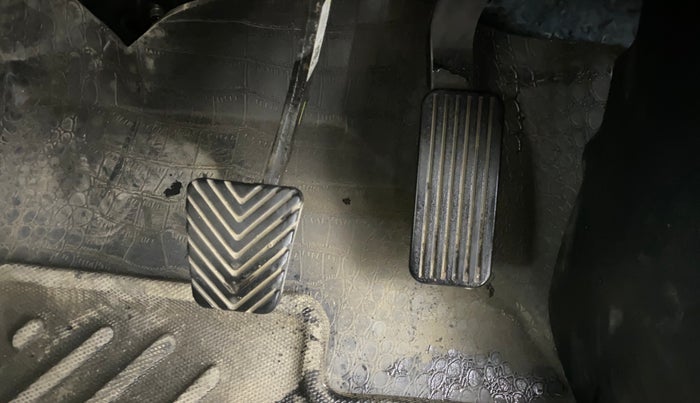 2023 KIA CARENS LUXURY PLUS 1.5 DIESEL 7 STR, Diesel, Manual, 6,575 km, Pedals