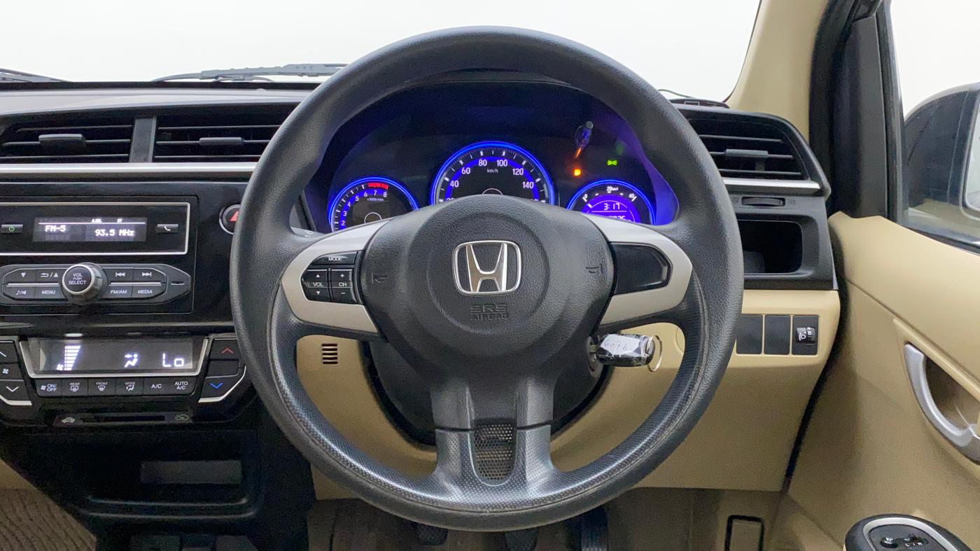 2017 Honda Amaze 1.2L I-VTEC SX, Petrol, Manual, 19,076 km, Steering Wheel Close Up